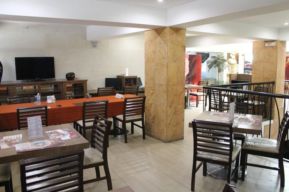 Hotel Villa De Madrid メキシコシティ エクステリア 写真